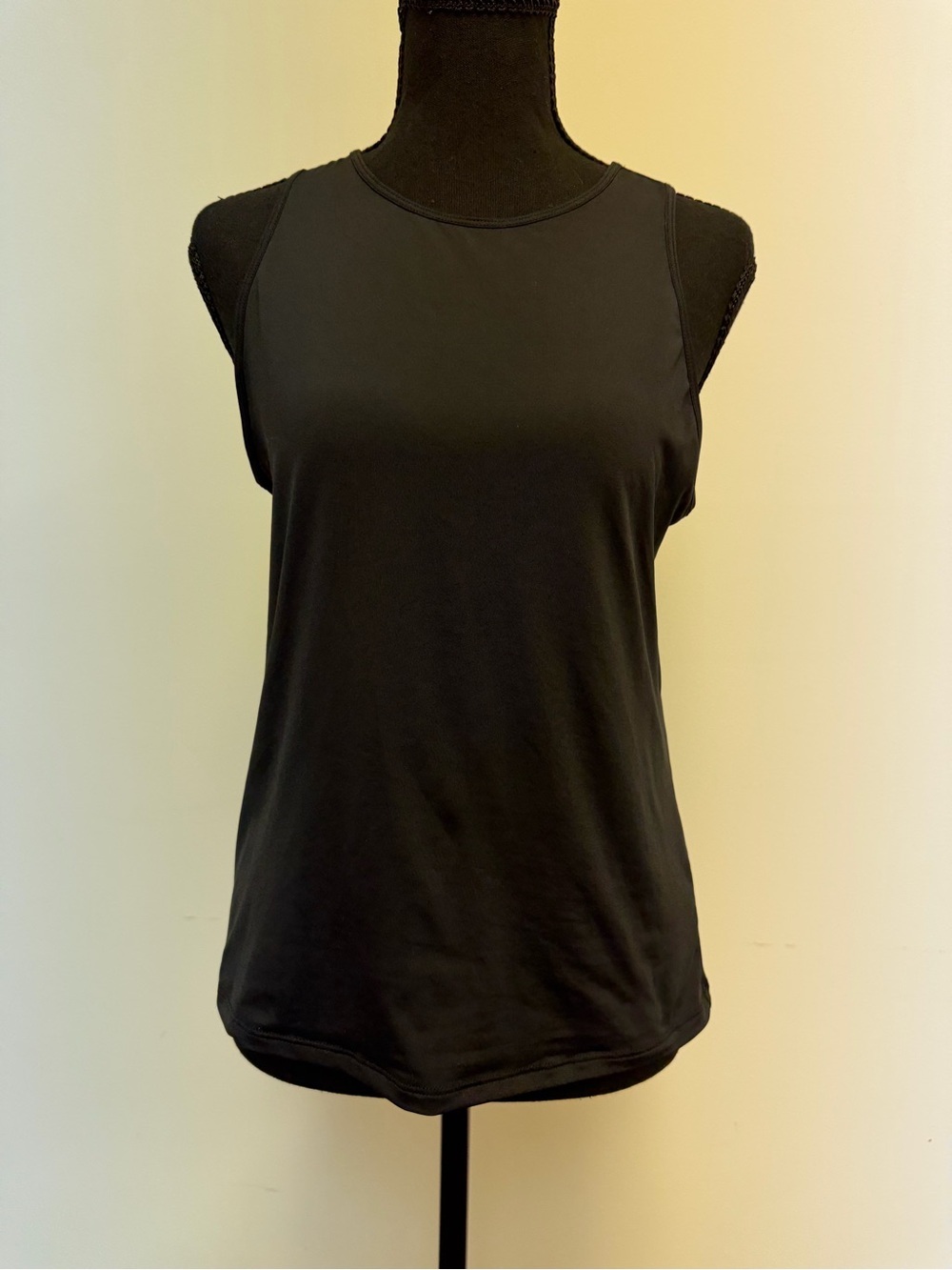 Old Navy Flowform Athletic Tank Top